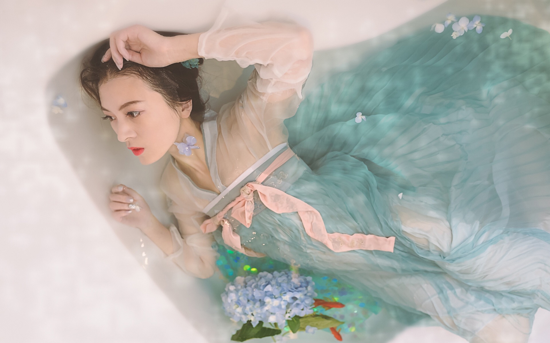 唯美清纯的古装少女