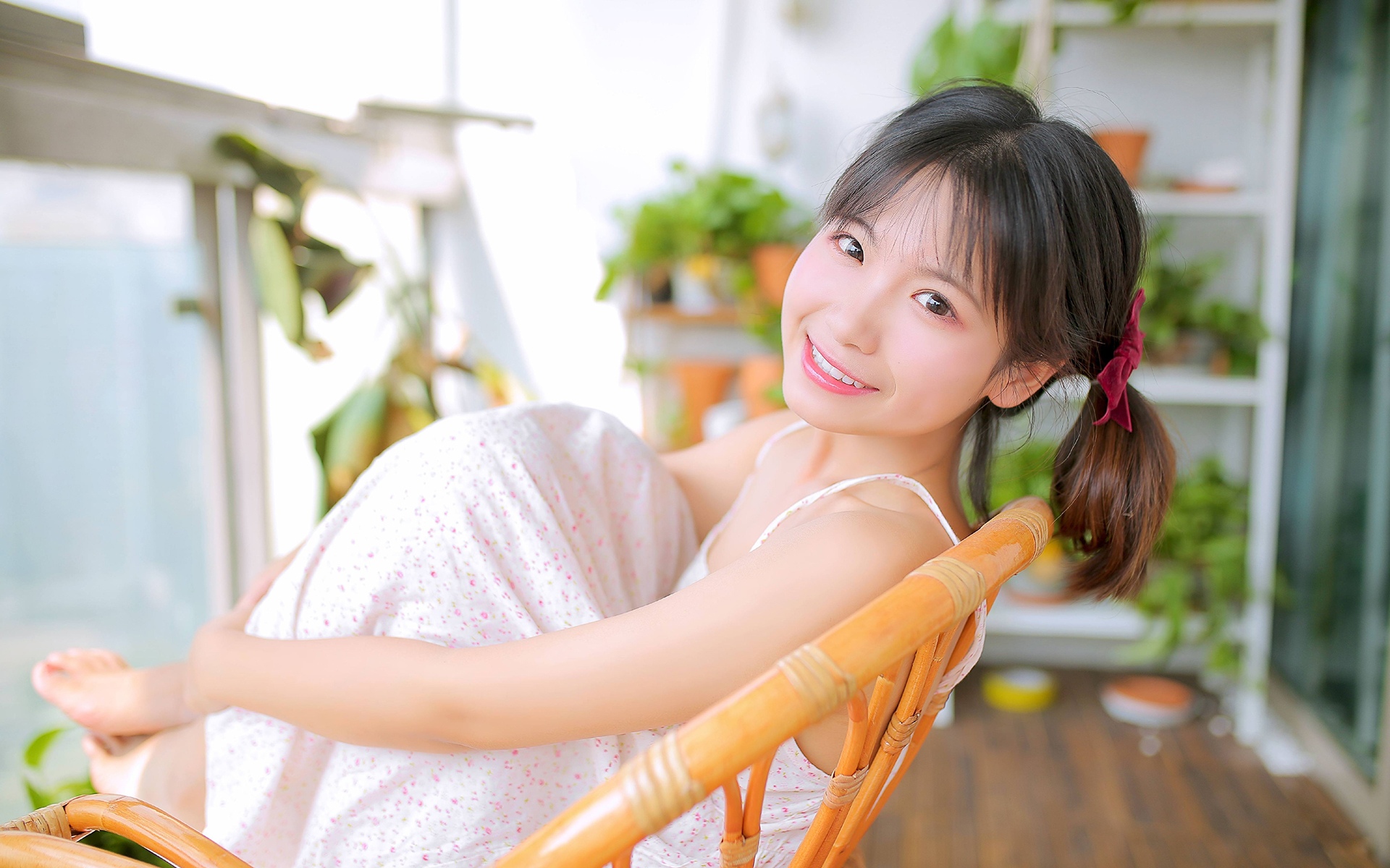 清新可爱居家美女