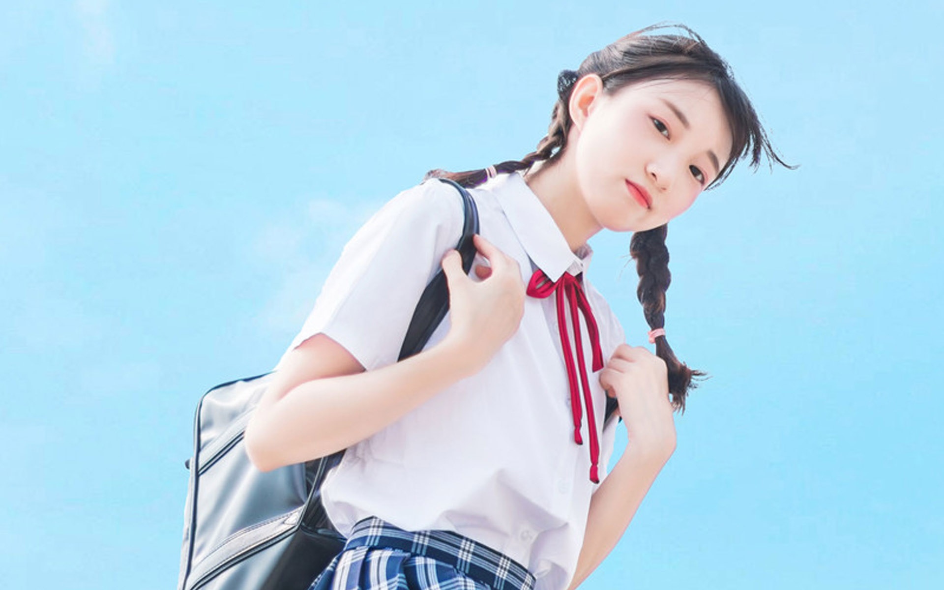 双马尾清纯女孩小清新校园写真