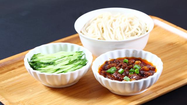 炸酱面的顺口溜