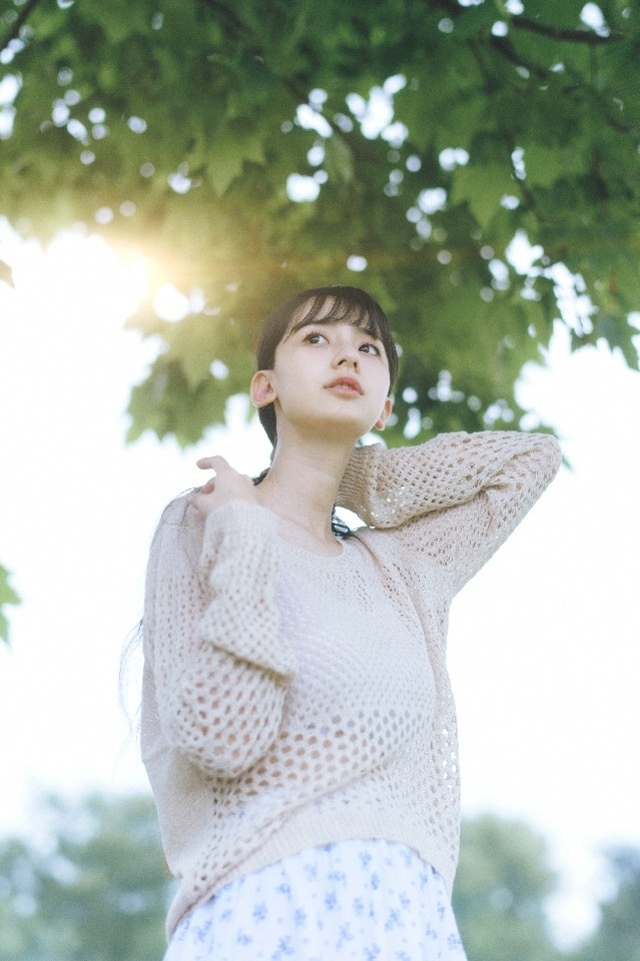小清新的森系美女写真
