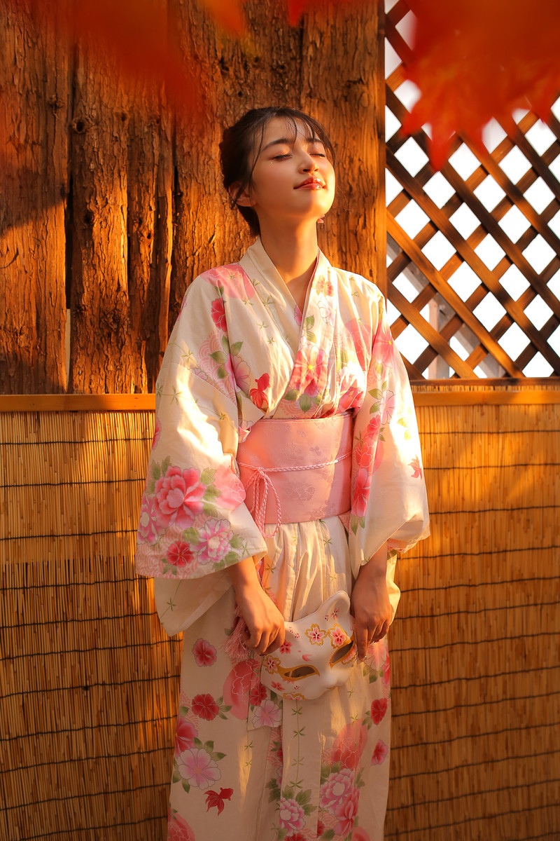 纯日系风格的樱花和服