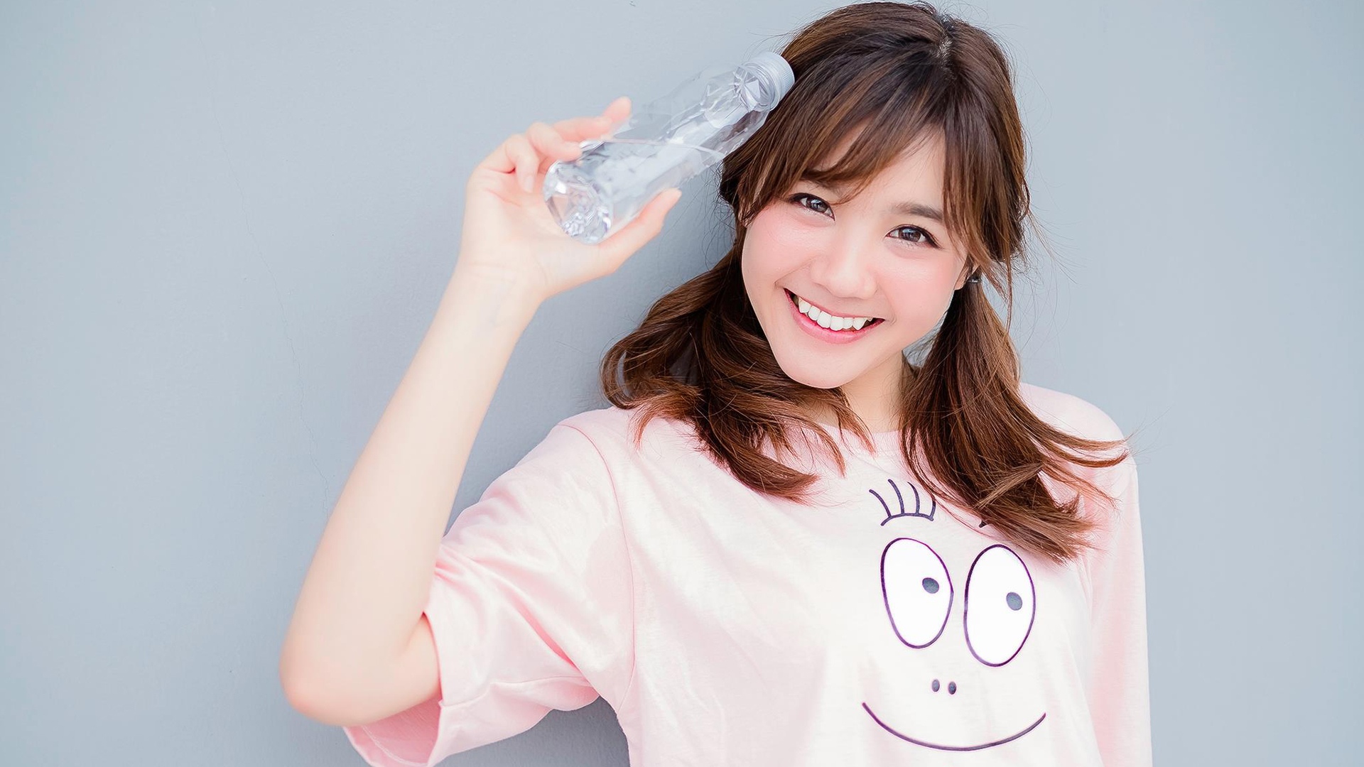 清新美女户外清纯写真