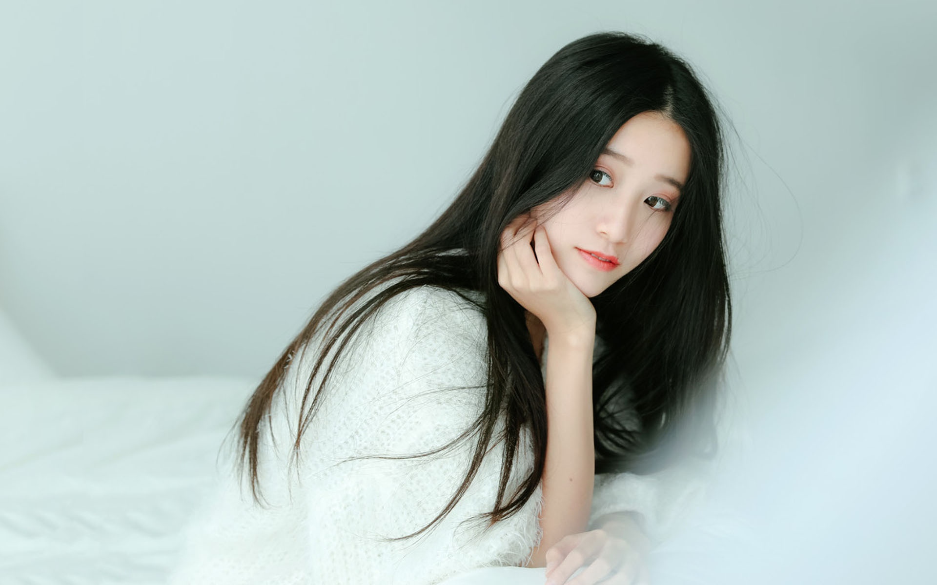 气质美女清新恬静迷人写真