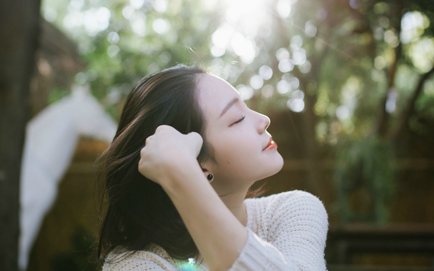 知性优雅气质美女