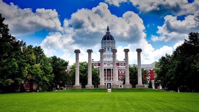 为什么要努力去世界名校上大学