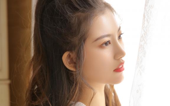 温柔沉默 见之忘俗