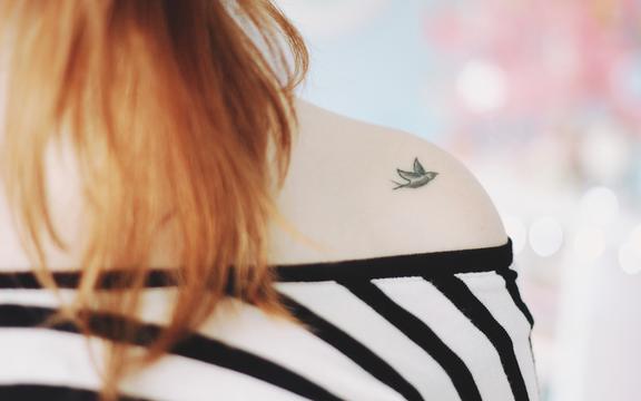 纹身的女孩
