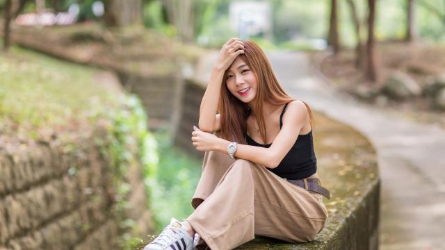 超级可爱的萌妹子