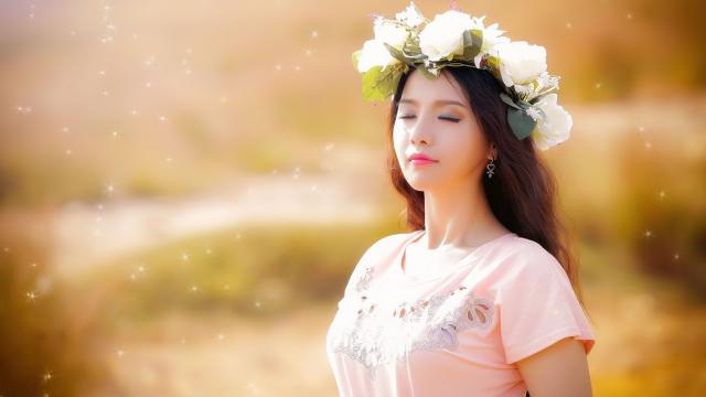 温柔贤惠的漂亮妹子写真