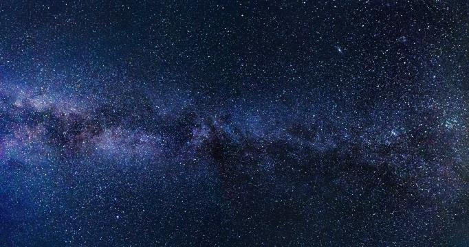 繁星点点的天空