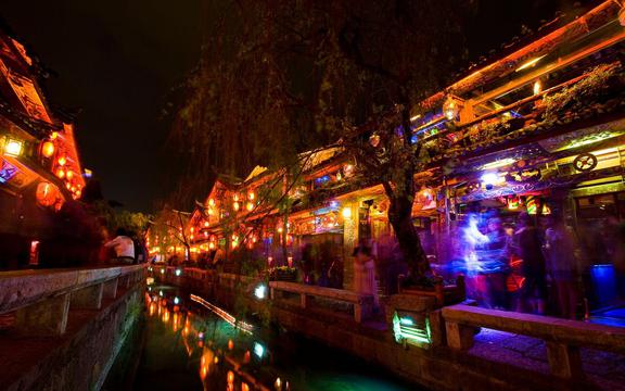 丽江古城夜景之美