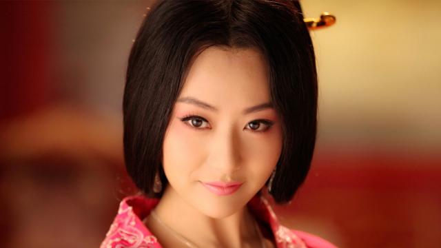 人气电视隋唐演义萧皇后白冰