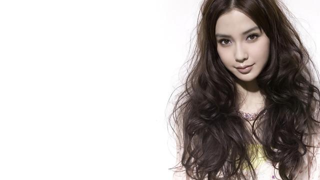 嫩模杨颖