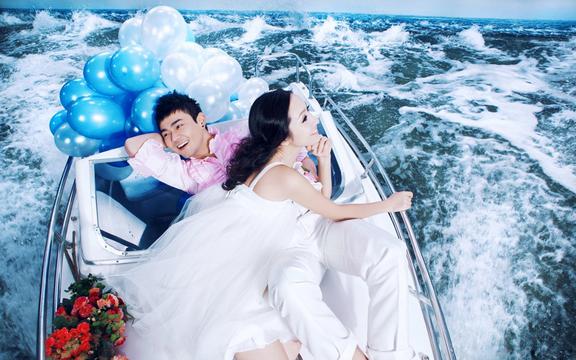 爱的旅途婚纱摄影