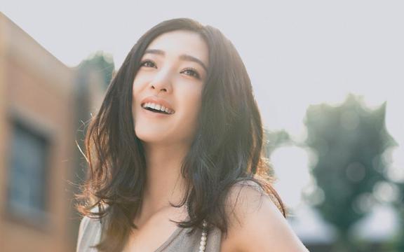 王丽坤气质写真