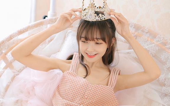 清新自然的美少女