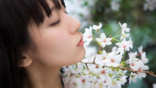 回想起你的时候心里很甜