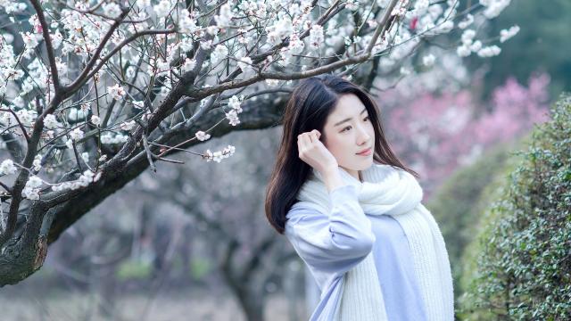 女人似水 温柔可人