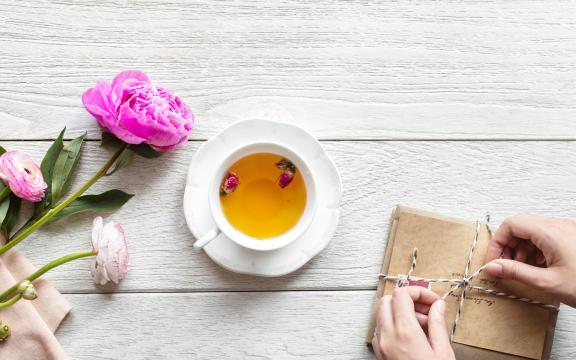 早上下午喝一杯茶养生