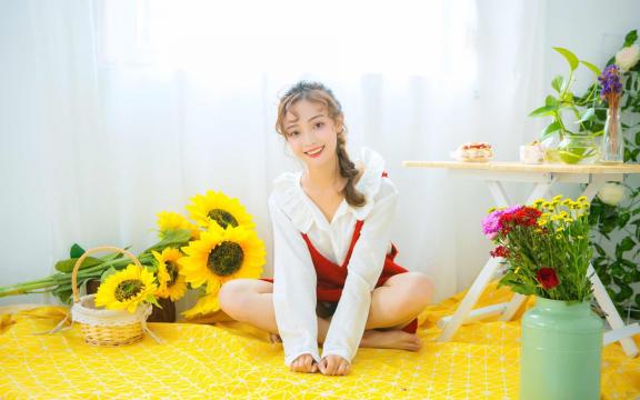 清纯可人的甜美少女