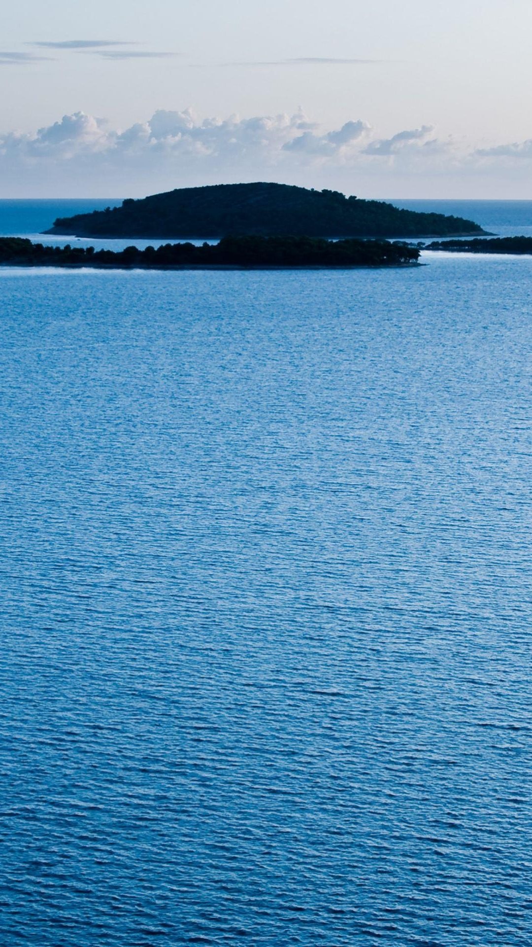 遥远的岛屿蓝海