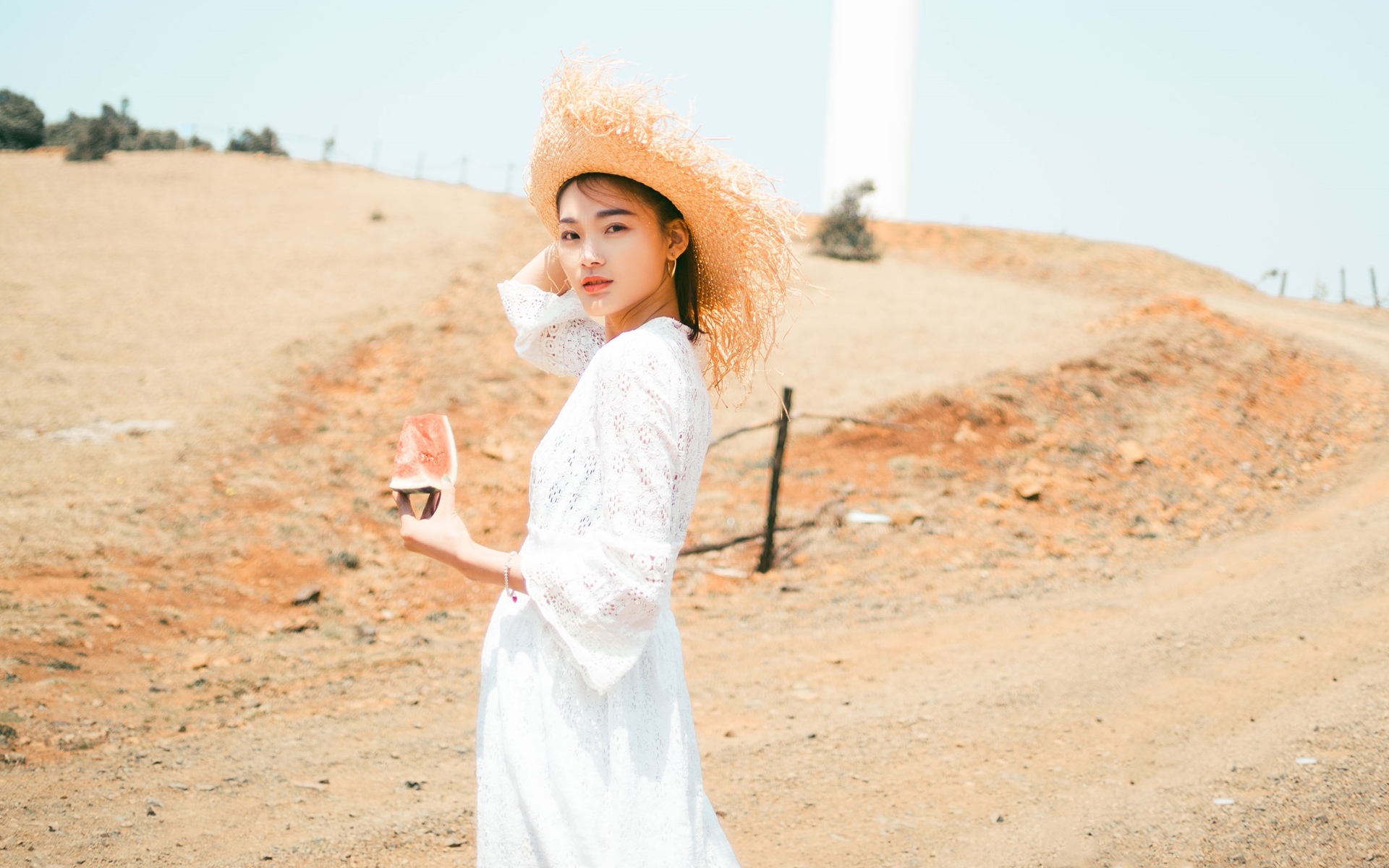 阳光少女户外可爱俏皮写真