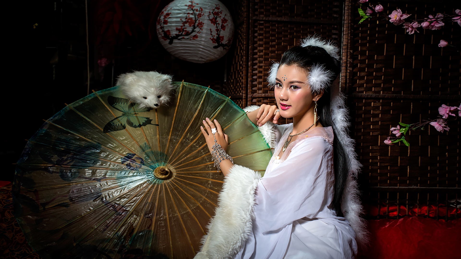 狐仙美女妩媚性感写真