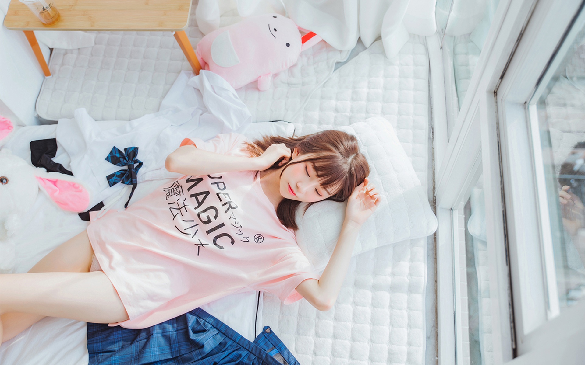 下衣失踪美女性感写真