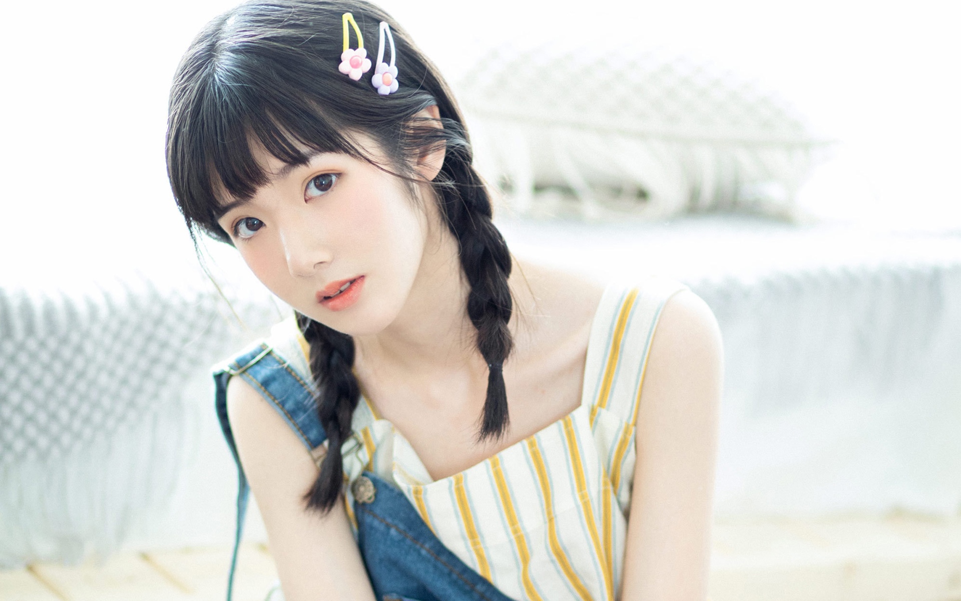 清纯女学生唯美性感写真