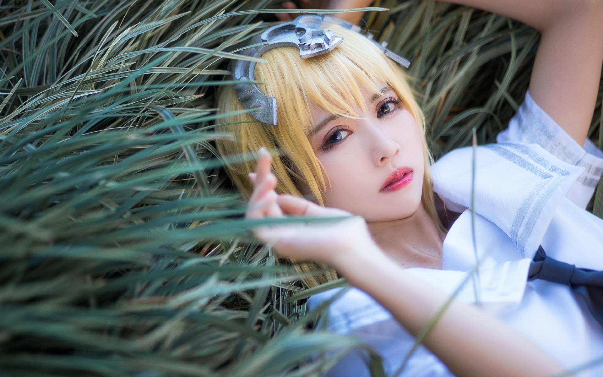 清纯可爱coser惊艳性感写真