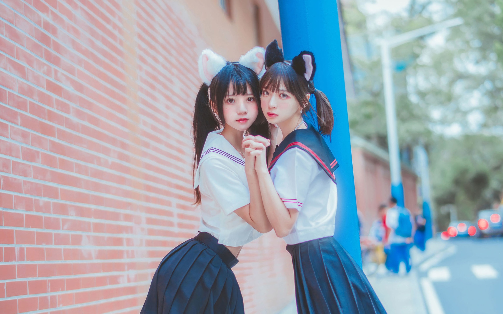 清纯姐妹花性感校服写真