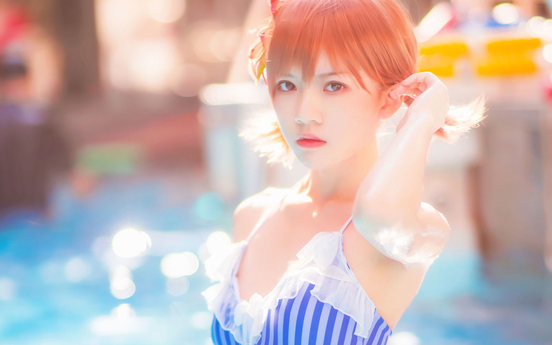 可爱萌妹子泳装性感写真