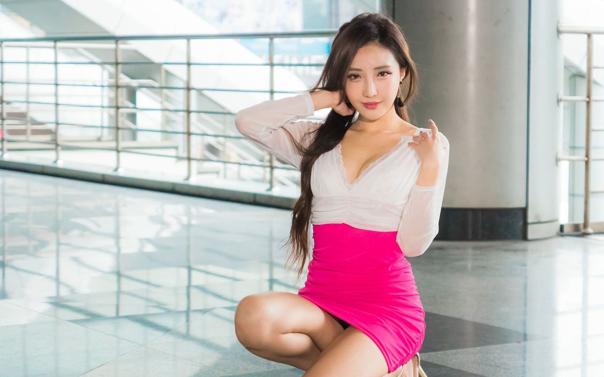 台湾性感女神赵芸极致魅惑写真