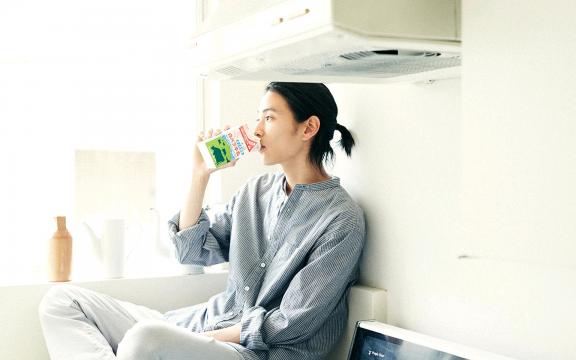 周杰伦新歌《说好不哭》MV男主渡边圭祐