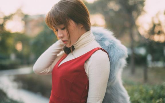 超性感萌妹子室外小清新写真