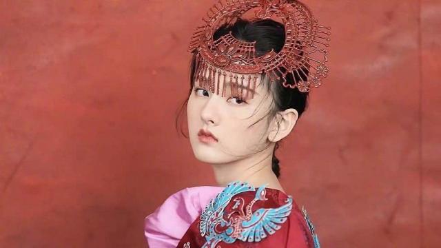 宋祖儿民族风造型