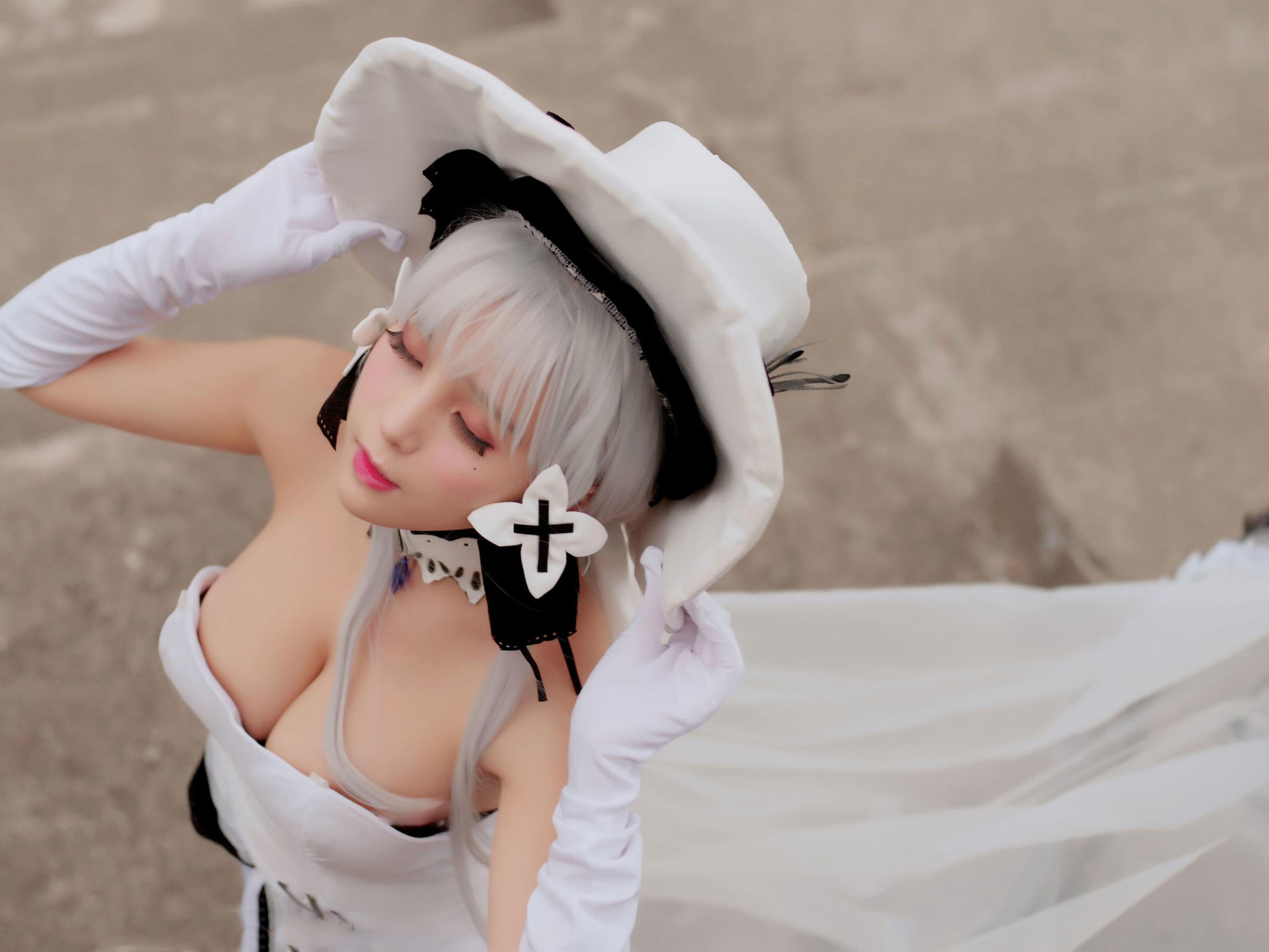 超可爱银发小萝莉性感cos写真
