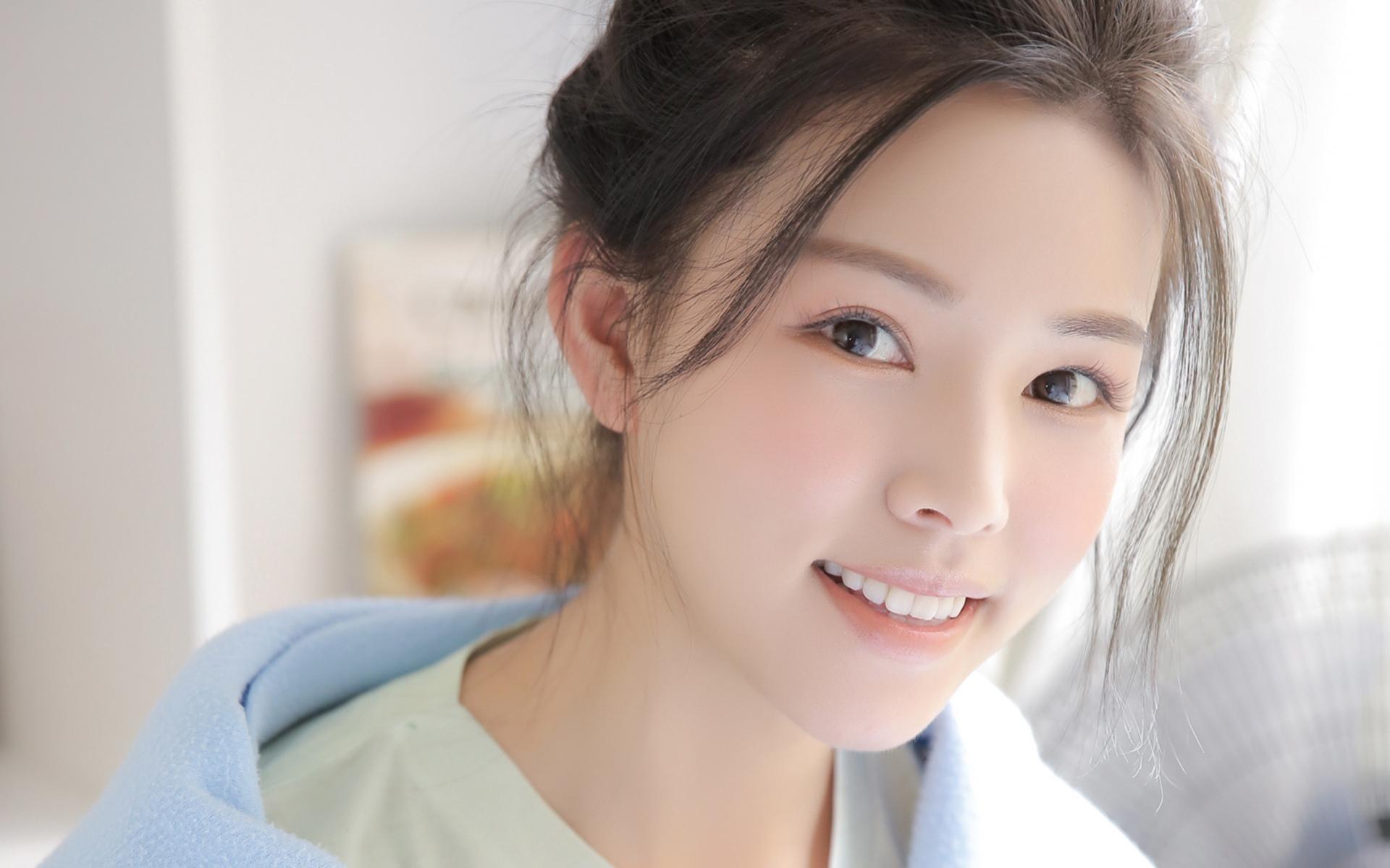清纯居家美少女