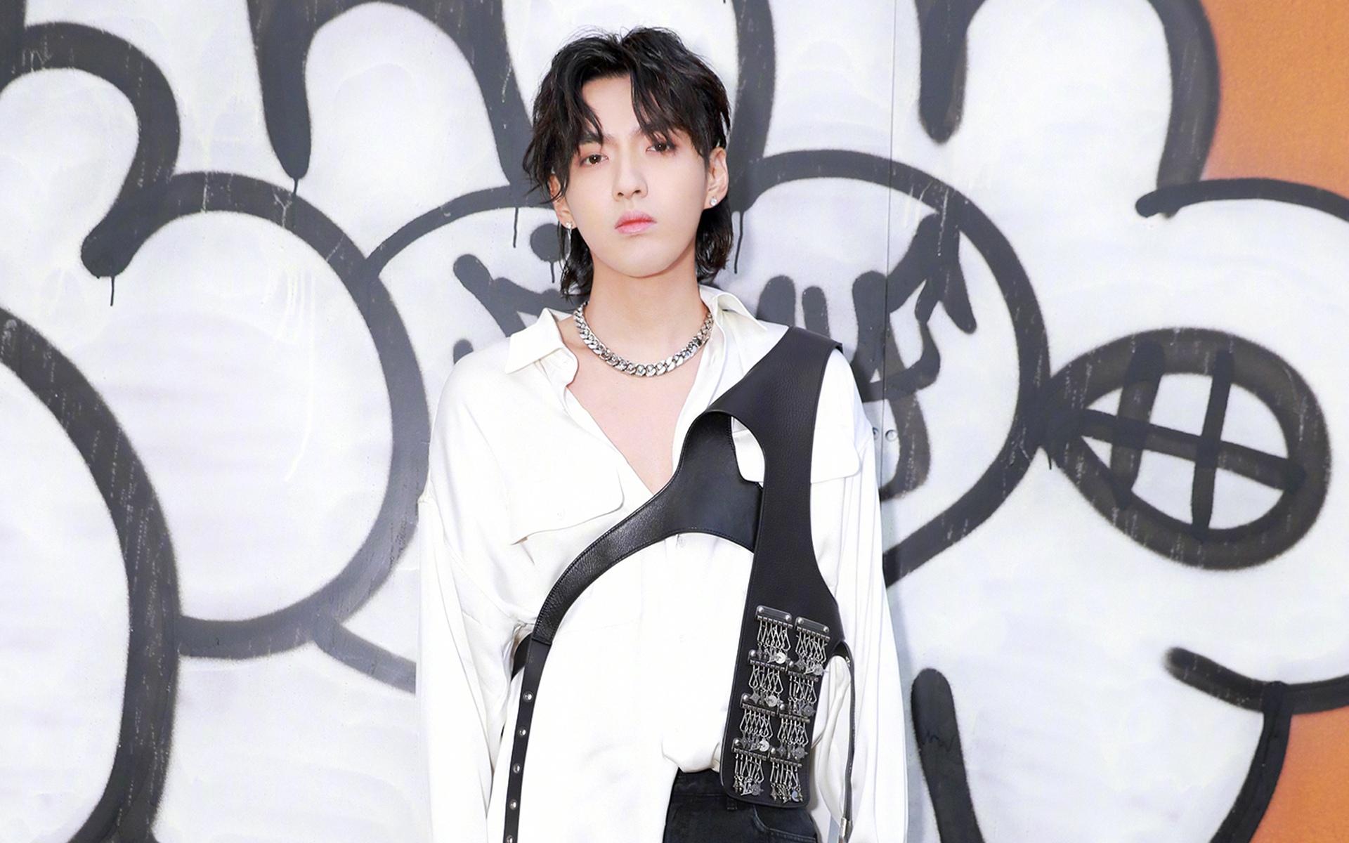 吴亦凡帅气迷人写真