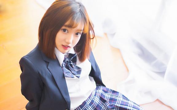 性感迷人的制服学生妹