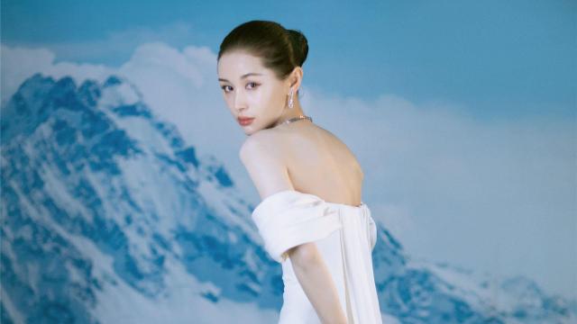 王子文妩媚性感迷人写真