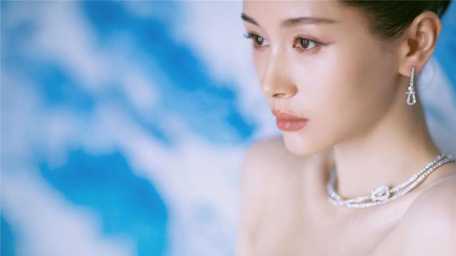 王子文妩媚性感迷人写真