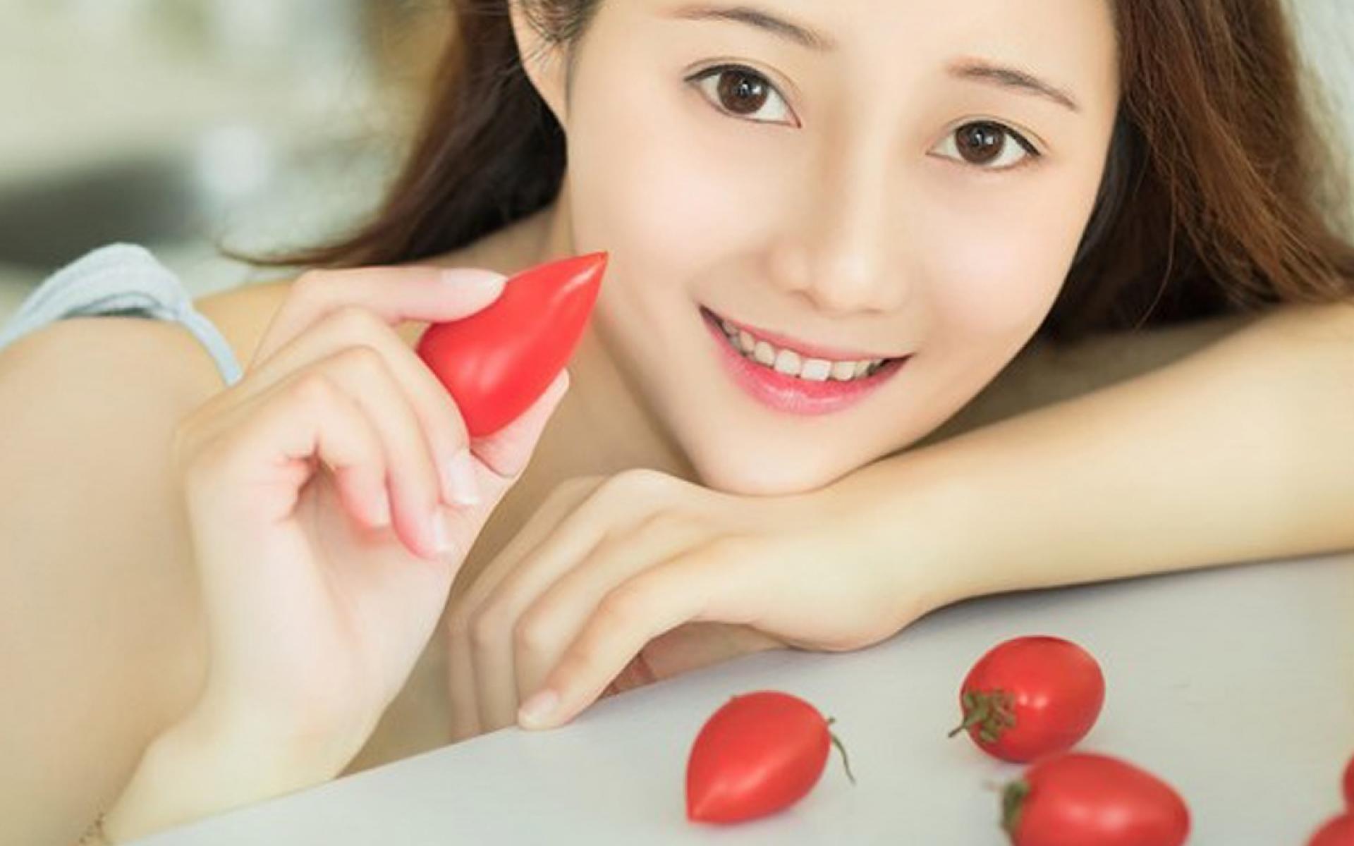 精致妆容美女气质唯美私房写真