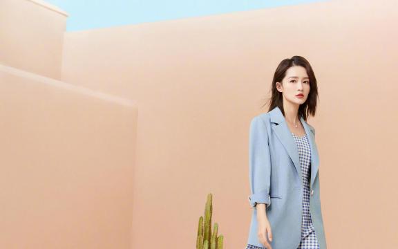 小清新女神李沁时尚唯美靓丽迷人写真