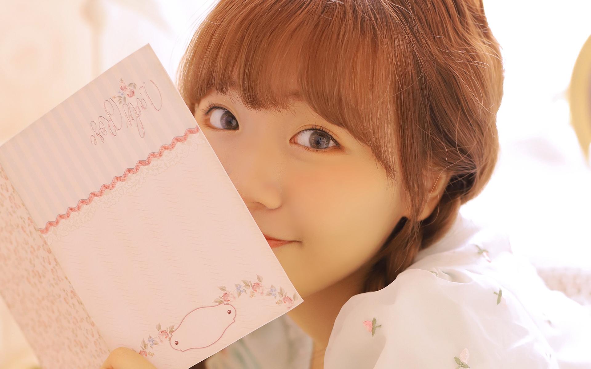 马尾辫少女甜美俏皮可爱元气迷人写真