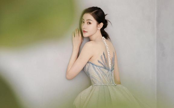 张天爱星空裙性感妩媚妖娆气质迷人写真