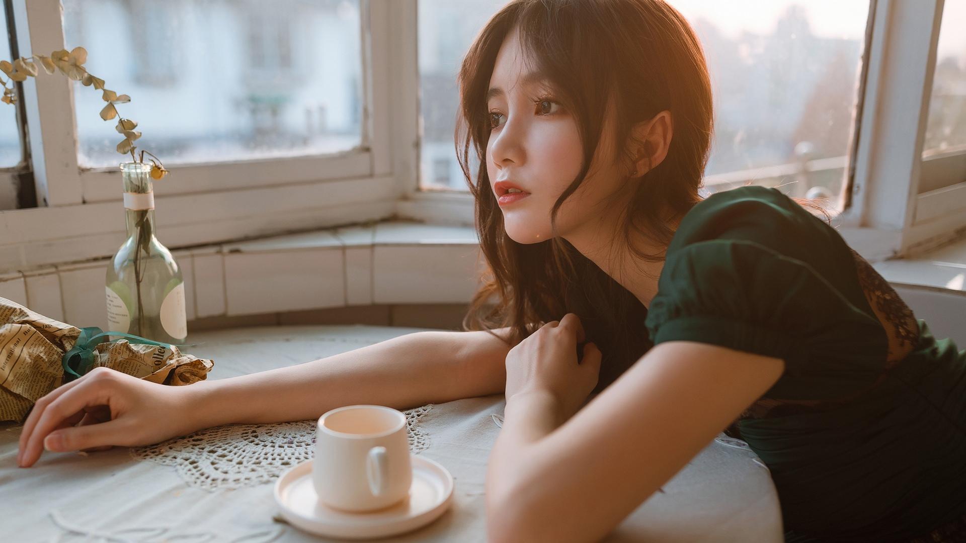 柔美性感美女撩人身姿魅惑私房写真