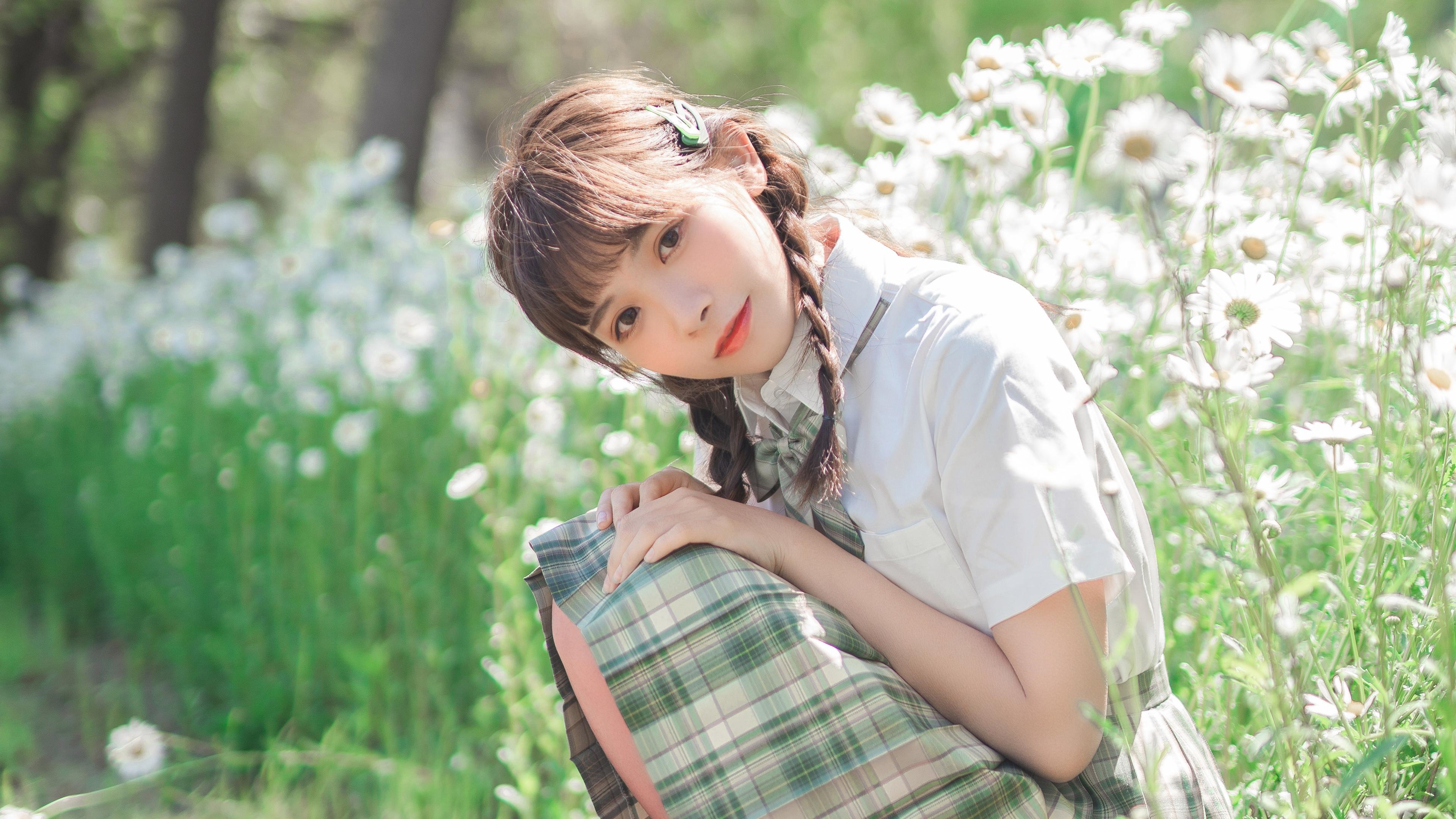 麻花辫jk制服少女清新白嫩迷人魅力写真