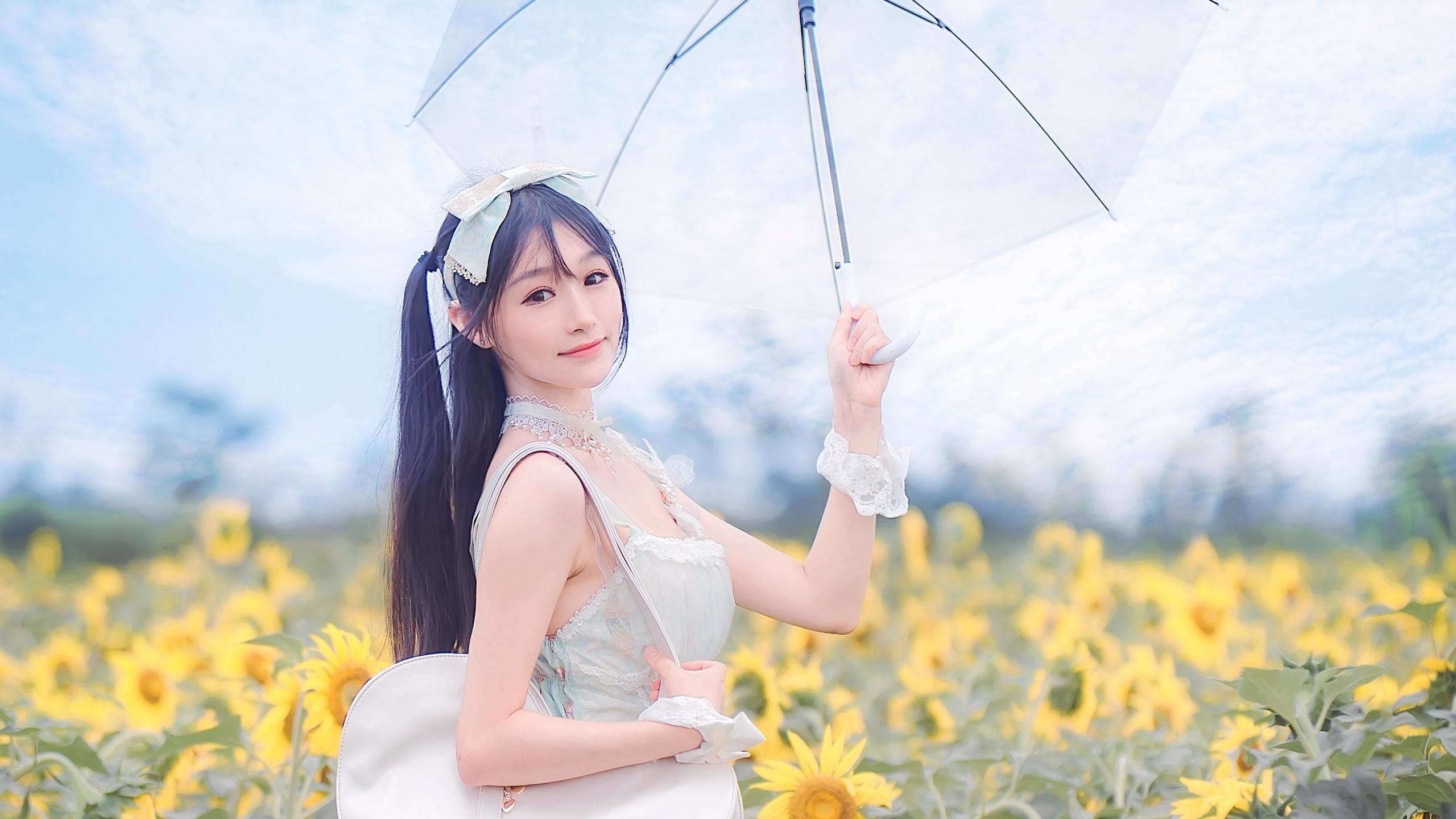 洛丽塔向日葵女孩甜美双马尾清新养眼写真
